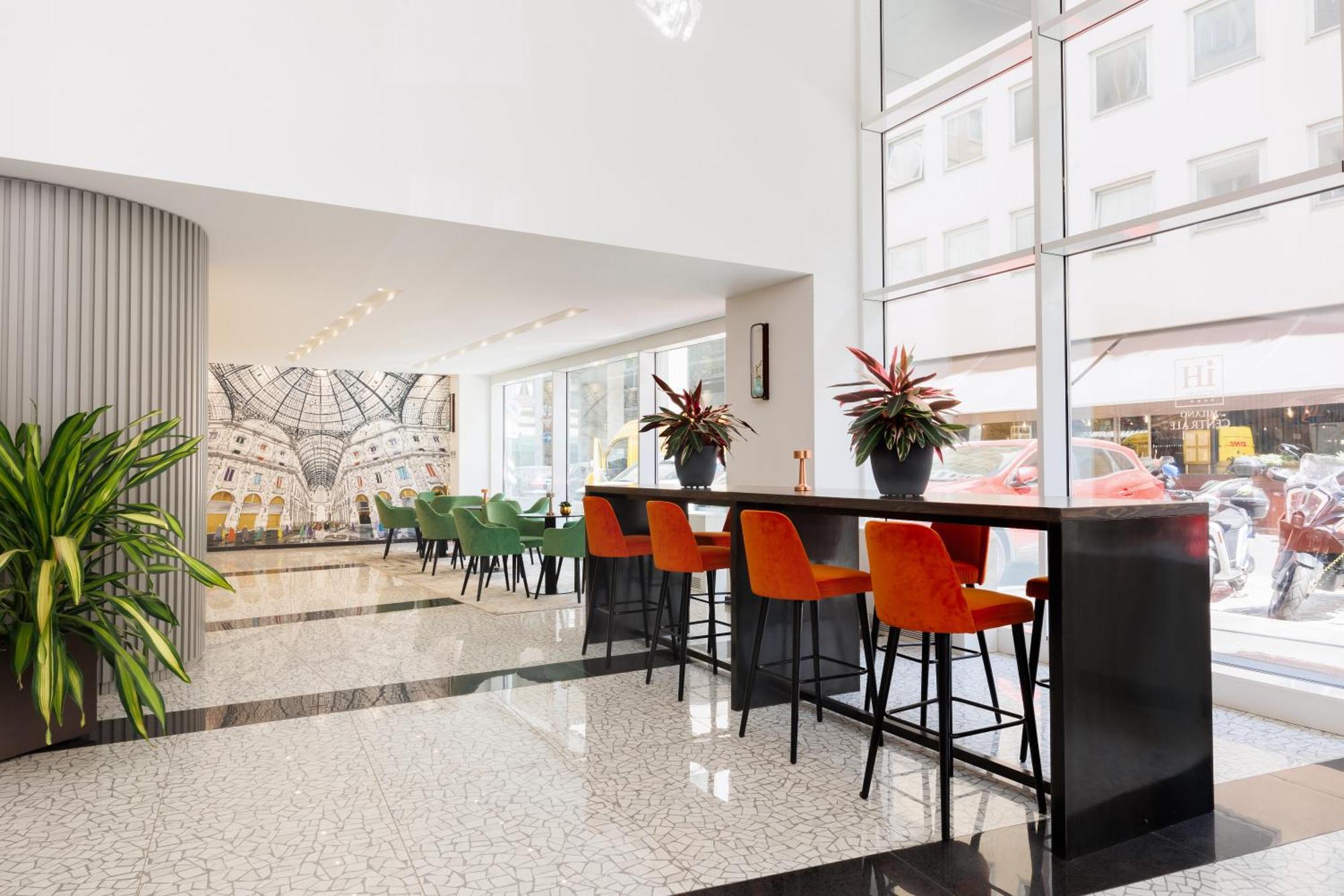 Ih Hotels Milano Centrale Exterior photo